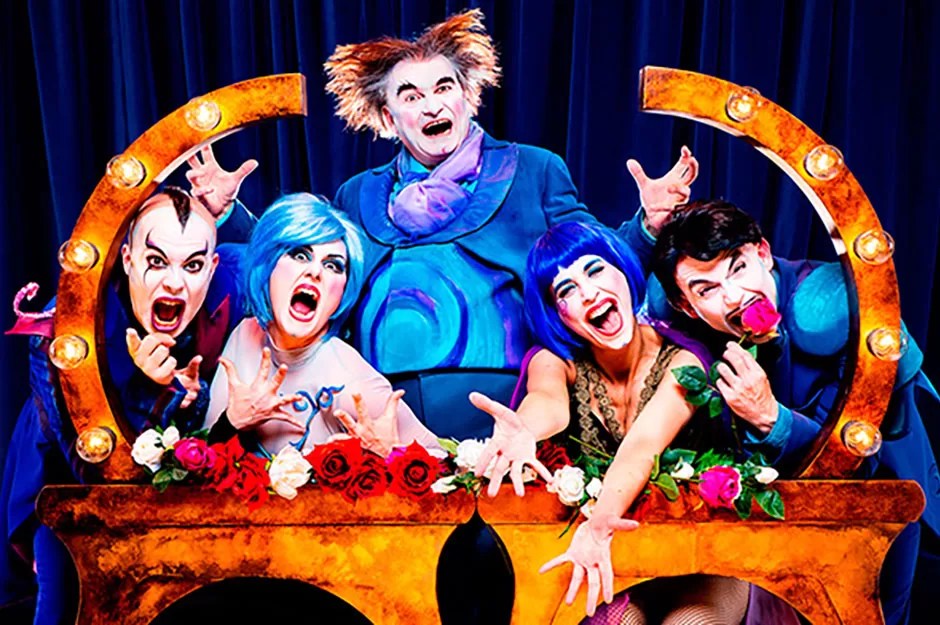 The Opera Locos